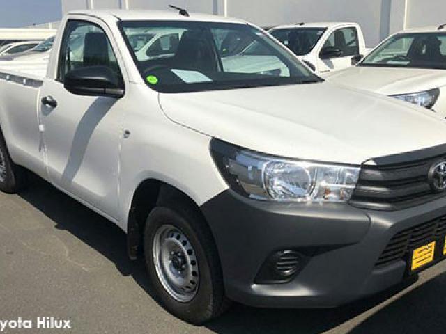 Toyota Hilux 2.4GD chassis cab