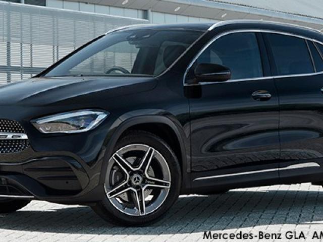 Mercedes-Benz GLA GLA200 AMG Line