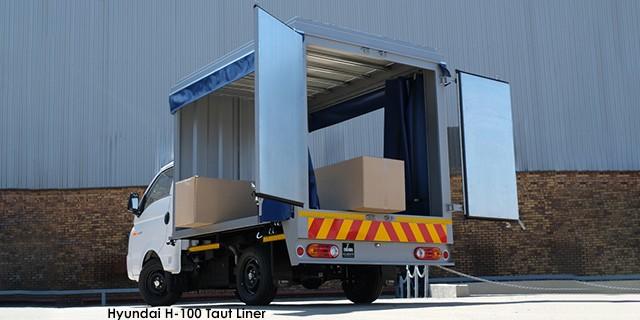 Hyundai H-100 Bakkie 2.6D Taut Liner (aircon) - Image 3