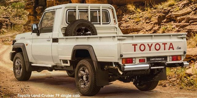 Toyota Land Cruiser 79 2.8GD-6 single cab auto - Image 2