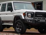 Toyota Land Cruiser 76 2.8GD-6 station wagon VX - Thumbnail 2