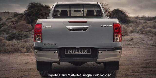 Toyota Hilux 2.4GD-6 single cab 4x4 Raider manual - Image 3