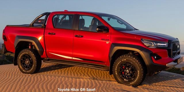 Toyota Hilux 2.8GD-6 double cab 4x4 GR-Sport - Image 3