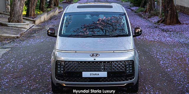 Hyundai Staria 2.2D Luxury - Image 2