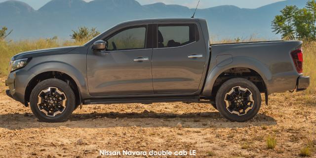 Nissan Navara 2.5DDTi double cab LE Plus 4x4 - Image 2