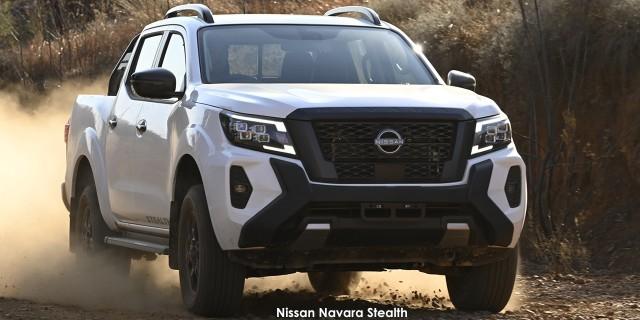 Nissan Navara 2.5DDTi double cab Stealth 4x4 - Image 2