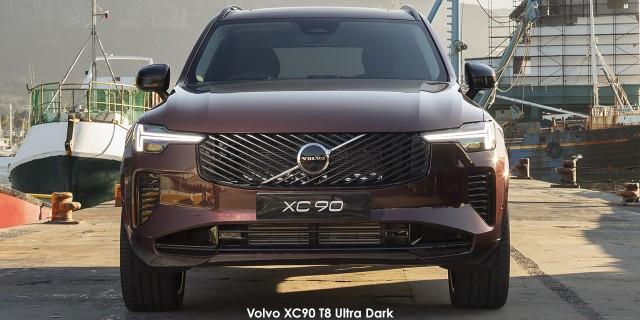 Volvo XC90 B5 AWD Plus Dark - Image 2