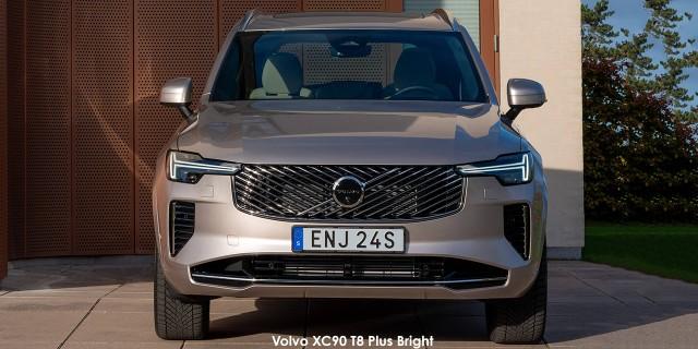 Volvo XC90 T8 Plug-In Hybrid AWD Plus Bright - Image 2