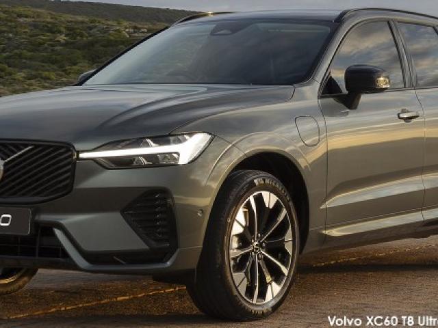 Volvo XC60 T8 Plug-In Hybrid AWD Ultra Dark