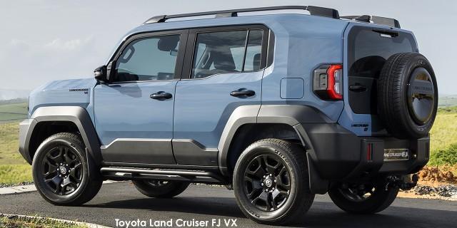 Toyota Land Cruiser FJ 2.7 4x4 VX - Image 3