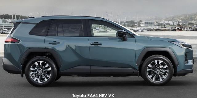 Toyota RAV4 2.0 VX - Image 3